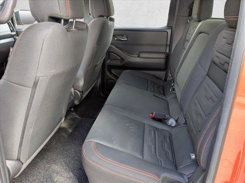 Certified 2025 Nissan Frontier Pro-X RWD image 18