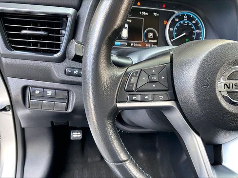 Used 2018 Nissan Leaf SV image 22