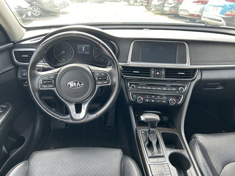 Used 2016 Kia Optima EX w/ Premium Package FWD image 12