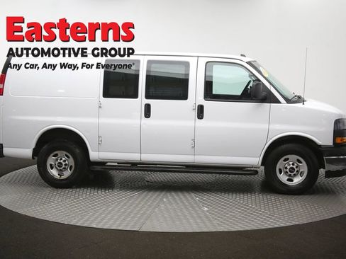 Used 2020 GMC Savana 2500 w/ Driver Convenience Package RWD image 43