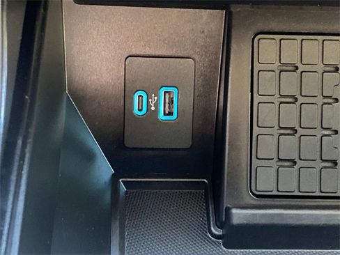 Used 2024 Ford F150 Platinum w/ Equipment Group 703A Plus image 26