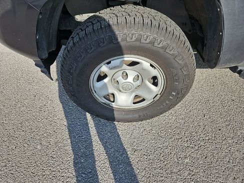 Used 2023 Toyota Tacoma SR image 14