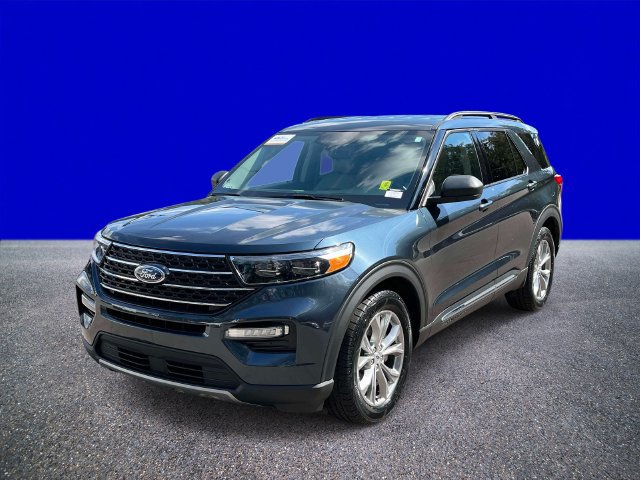 Certified 2024 Ford Explorer XLT w/ Equipment Group 202A RWD image 7