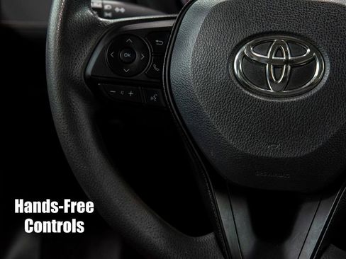 Used 2024 Toyota RAV4 XLE image 23