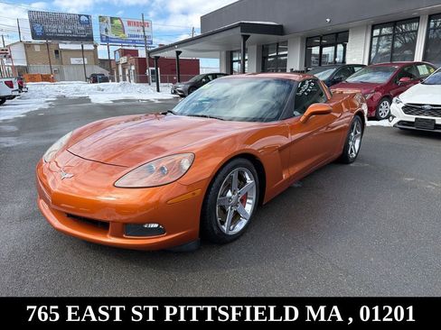 Used 2007 Chevrolet Corvette Coupe w/ Performance Package image 3