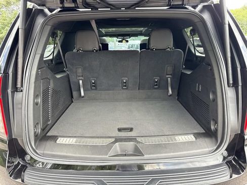 Used 2021 Chevrolet Suburban Z71 w/ Rear Media and Nav Package AWD/4WD image 13