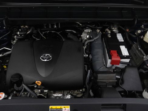 Used 2022 Toyota Highlander Platinum image 35