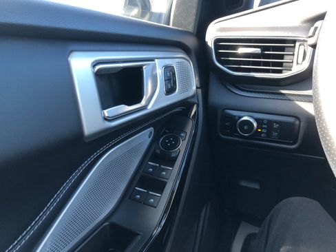 Used 2022 Ford Explorer ST w/ Equipment Group 401A image 19