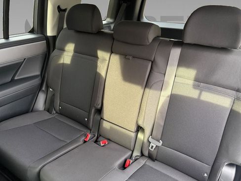 New 2026 Hyundai Santa Fe SE image 3