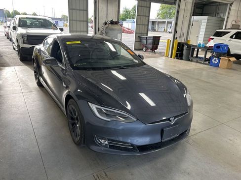 Used 2020 Tesla Model S Long Range AWD/4WD image 7