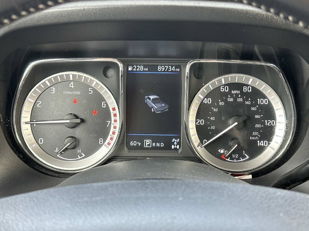 Used 2019 Nissan Titan PRO-4X w/ Pro-4x Convenience Package AWD/4WD image 28