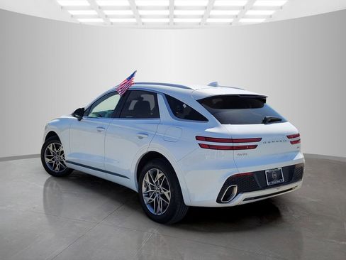 Used 2025 Genesis GV70 2.5T AWD/4WD image 6