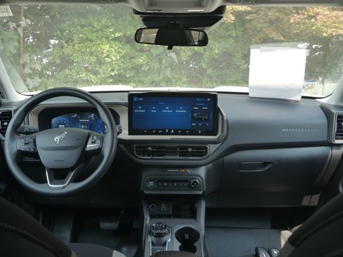 Certified 2025 Ford Bronco Sport Big Bend AWD/4WD image 8