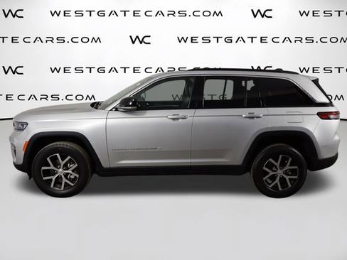 Used 2025 Jeep Grand Cherokee Limited image 55