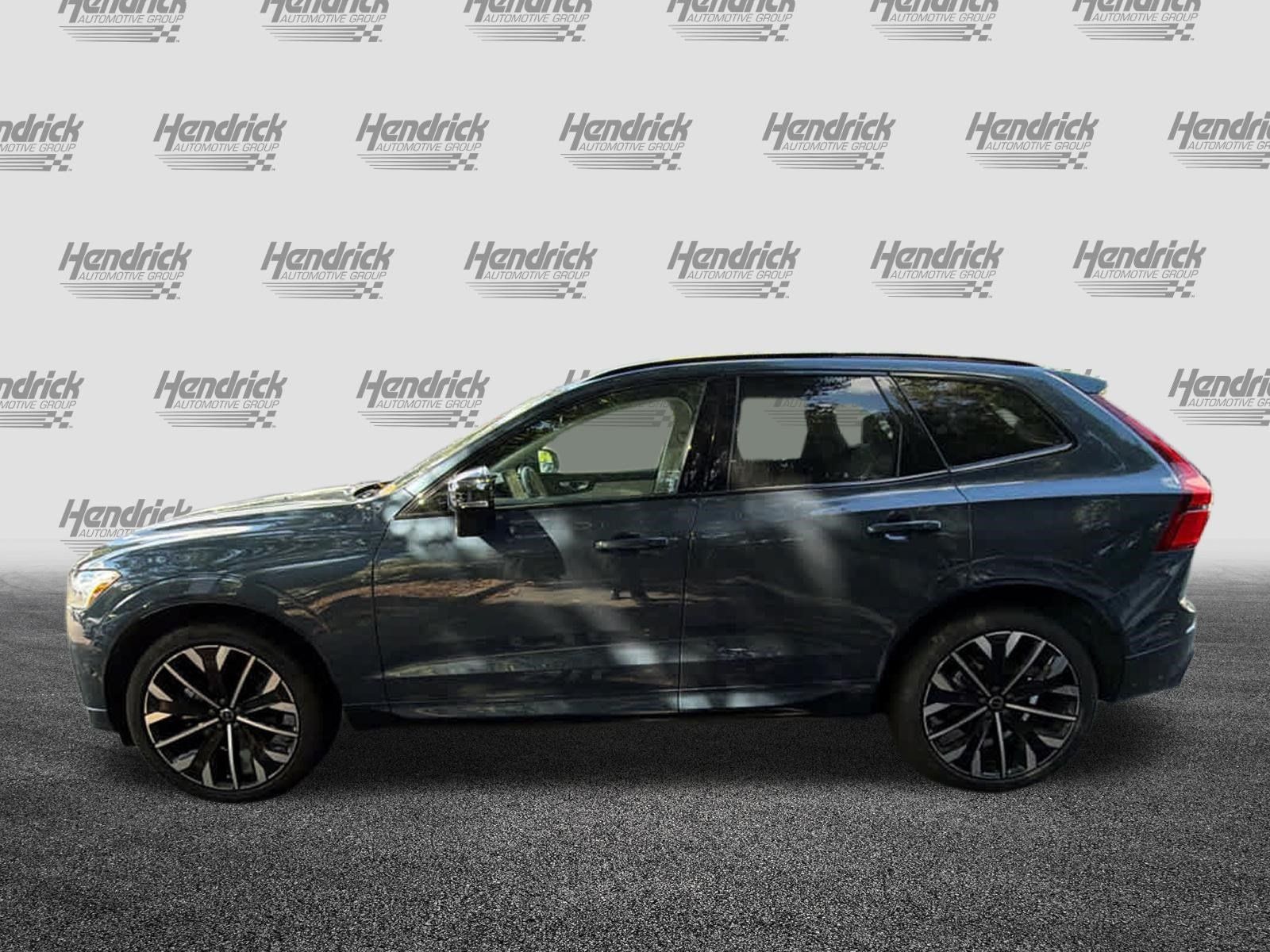 Used 2026 Volvo XC60 B5 Ultra AWD/4WD image 8