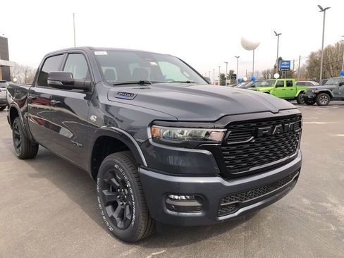 New 2026 RAM 1500 4x4 Crew Cab image 15