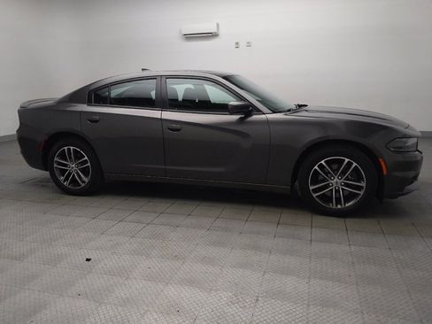 Used 2019 Dodge Charger SXT AWD/4WD image 11