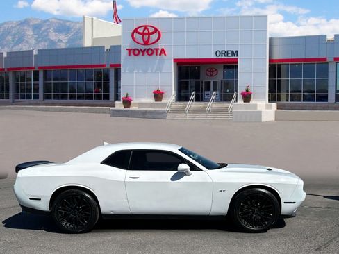Used 2018 Dodge Challenger GT w/ Driver Convenience Group AWD/4WD image 3