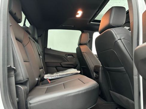 New 2026 GMC Canyon Elevation w/ Convenience Package image 34