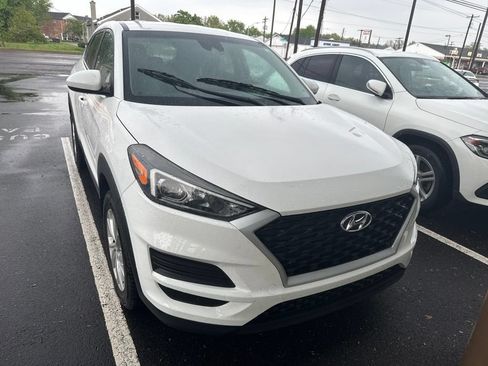 Used 2021 Hyundai Tucson SE FWD image 3