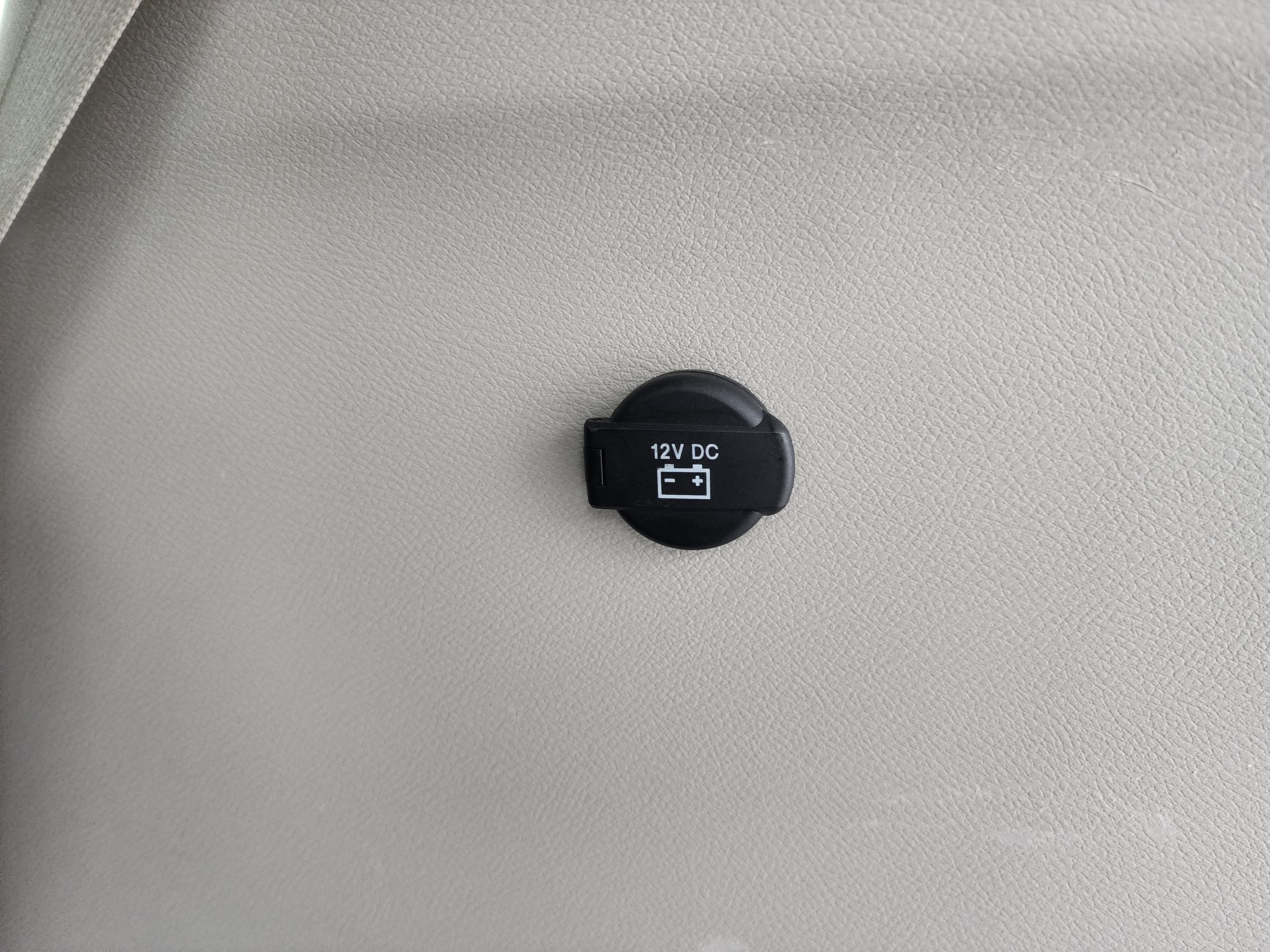 Used 2024 Chrysler Pacifica Touring-L FWD image 29