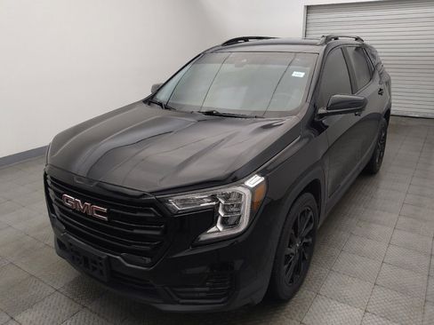 Used 2023 GMC Terrain SLE w/ Driver Convenience Package FWD image 15