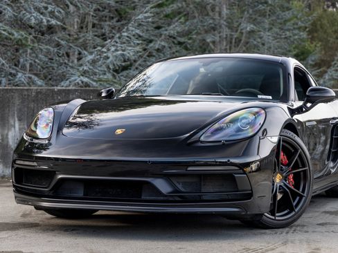 Certified 2018 Porsche 718 Cayman GTS image 7