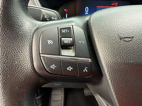 Used 2025 Ford Escape Active AWD/4WD image 18