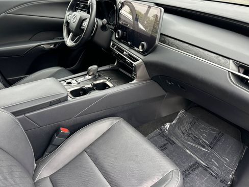 Used 2024 Lexus RX 350 Premium w/ Cold Area Package FWD image 34