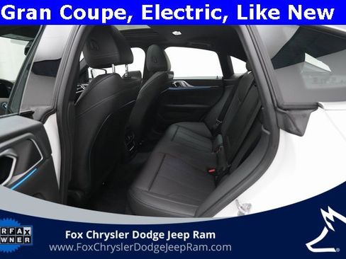 Used 2025 BMW i4 eDrive40 image 16