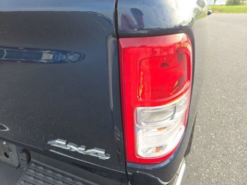 Used 2021 RAM 1500 Big Horn AWD/4WD image 16