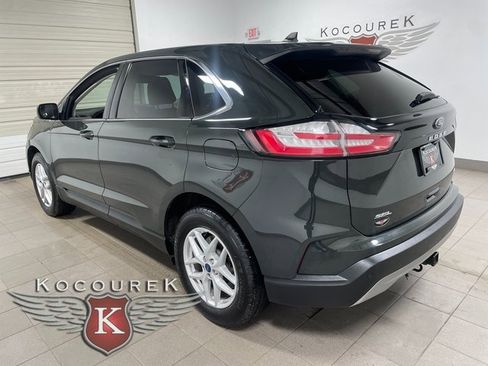 Used 2022 Ford Edge SEL w/ Convenience Package image 4