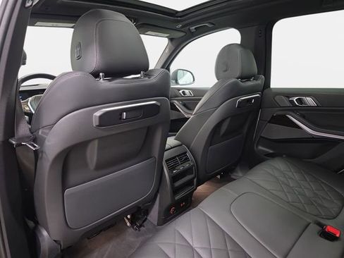 Certified 2025 BMW X5 xDrive40i w/ Premium Package image 10