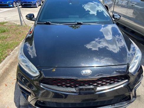Used 2020 Kia Forte GT-Line w/ GT-Line Premium Package FWD image 2
