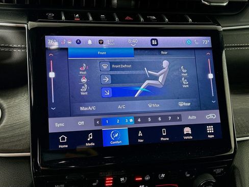 Certified 2024 Jeep Grand Cherokee L Limited w/ Luxury Tech Group II image 26