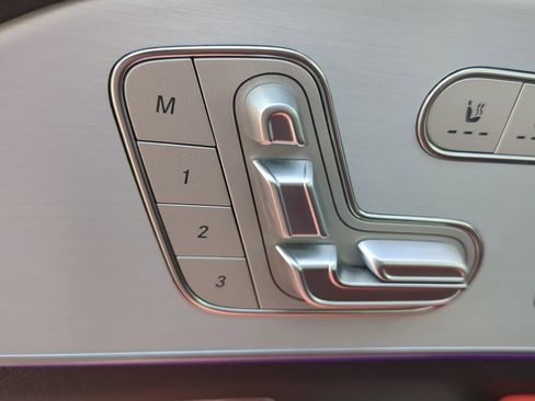 Used 2025 Mercedes-Benz GLE 53 AMG AMG GLE 53 image 20