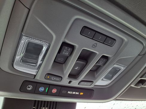 Used 2025 Chevrolet Silverado 3500 LTZ w/ LTZ Plus Package image 21