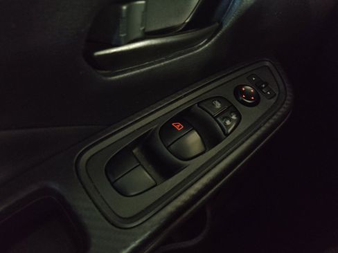 Used 2024 Nissan Versa S w/ S Plus Package FWD image 27