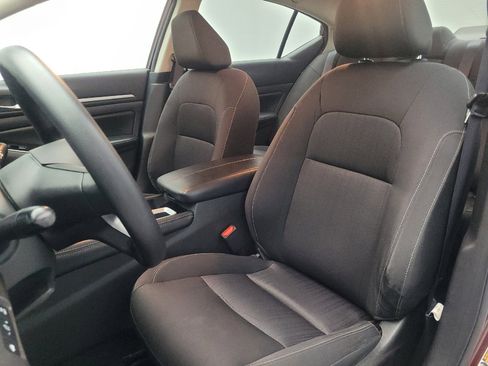 Used 2023 Nissan Altima 2.5 SV image 17