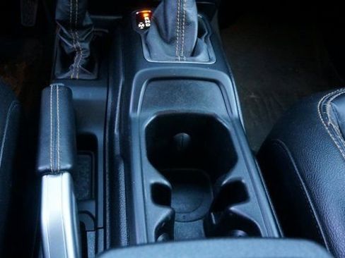 Used 2021 Jeep Gladiator Overland image 23