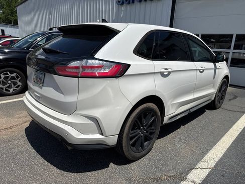 Used 2021 Ford Edge ST-Line FWD image 3
