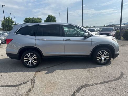 Used 2017 Honda Pilot EX-L image 6