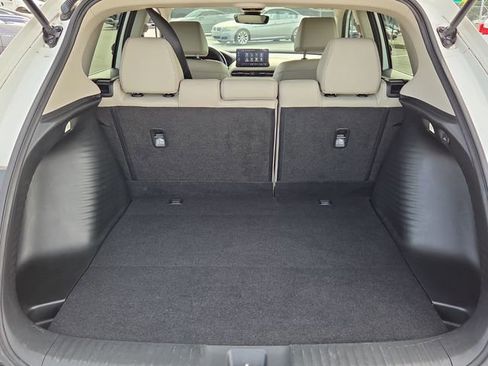Used 2023 Honda HR-V EX-L image 16