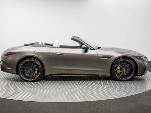 Used 2025 Mercedes-Benz SL 63 AMG 4MATIC image 53