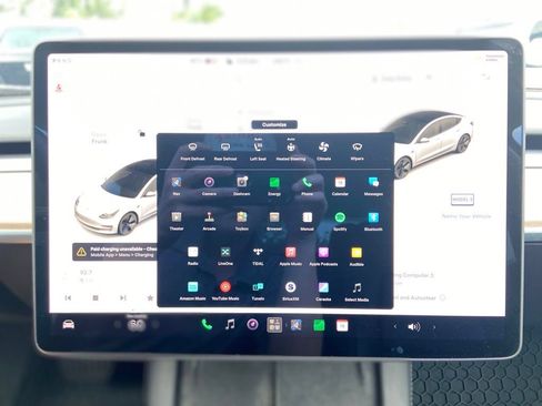 Used 2022 Tesla Model 3 Long Range AWD/4WD image 32