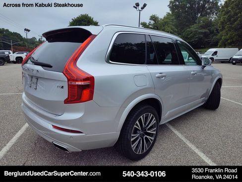 Used 2021 Volvo XC90 T6 Momentum w/ Advanced Package AWD/4WD image 4