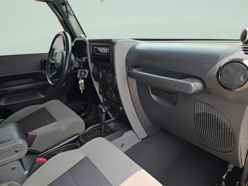 Used 2008 Jeep Wrangler X AWD/4WD image 27