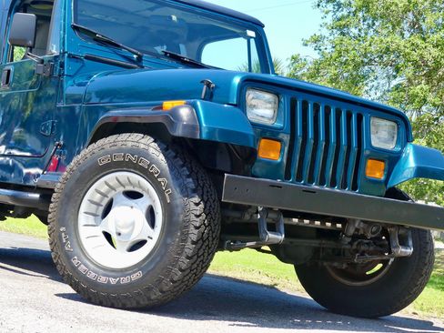 Used 1995 Jeep Wrangler Rio Grande AWD/4WD image 84
