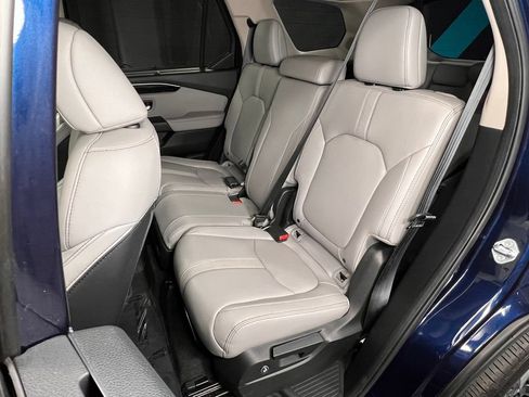 Used 2023 Honda Pilot Touring image 23