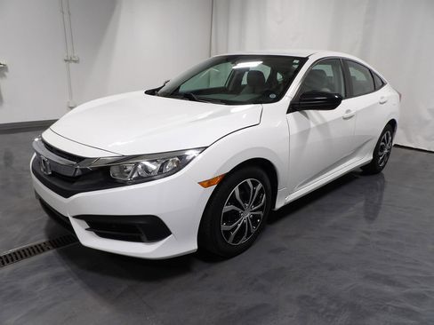 Used 2018 Honda Civic LX image 4